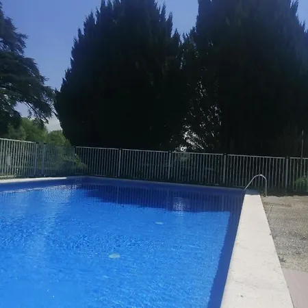 La Vie Au Chateau *